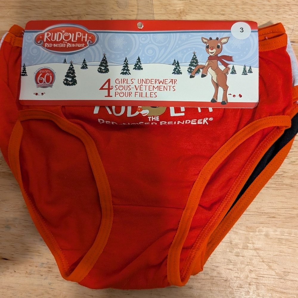 Girls Underwear Rudolph Brand New with tag Size 3   ( 4 pairs )